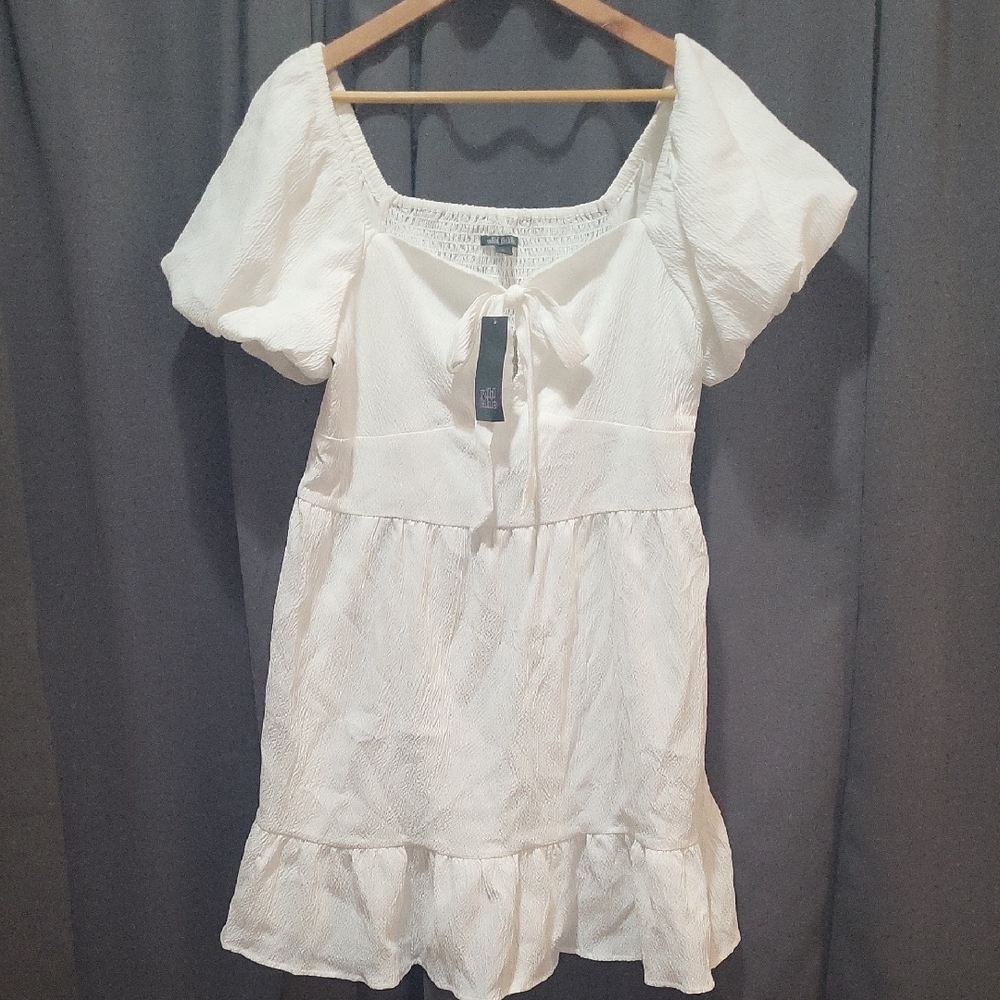 White Puff Sleeve Dress - Picture 2 of 8